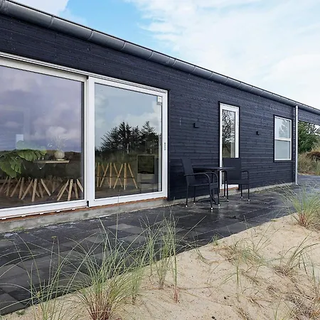 Holiday home Modern Retreat In Graerup